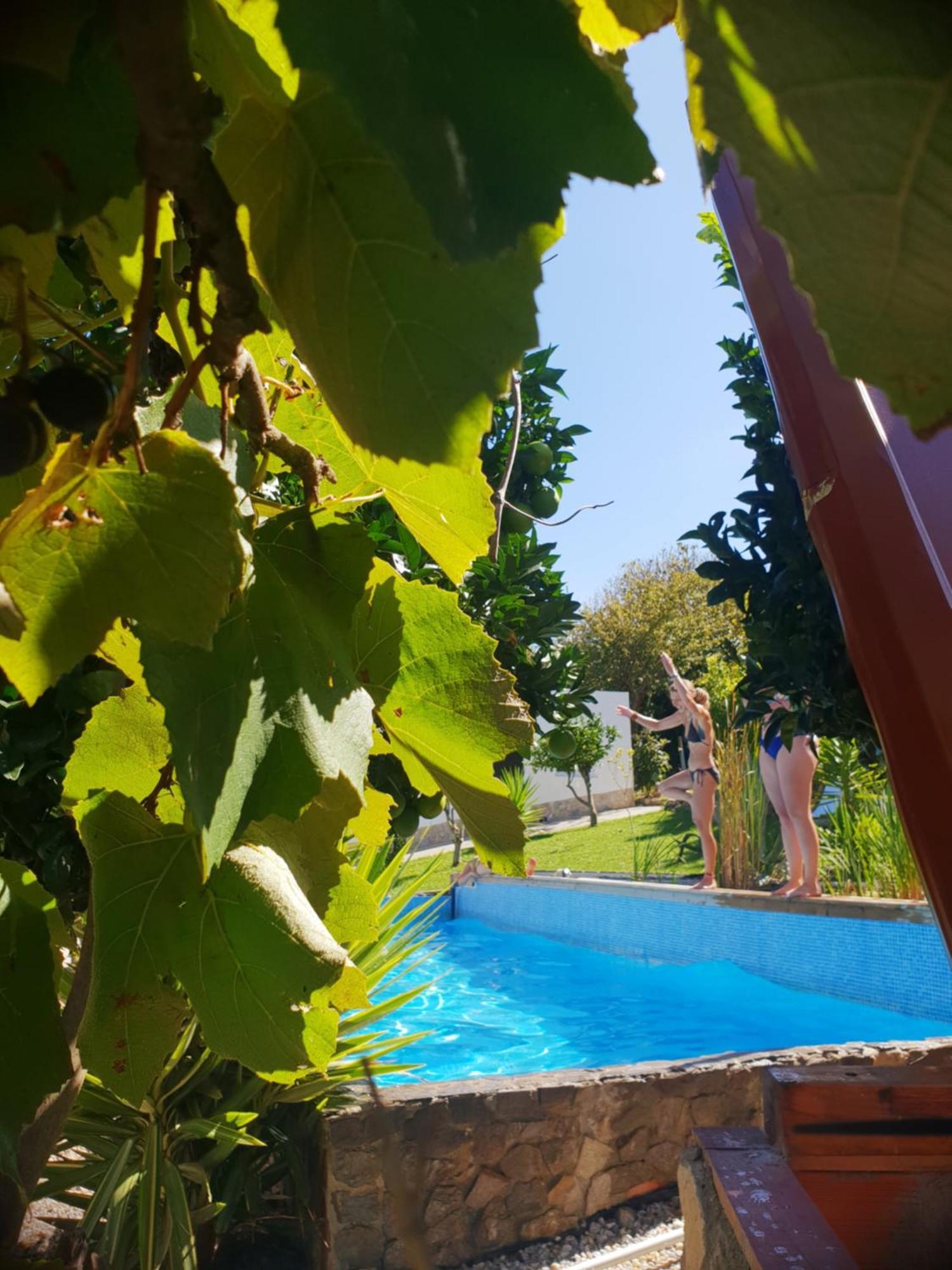 The Far End Surf House - Surf & Yoga Holidays Lourinhã Exterior foto